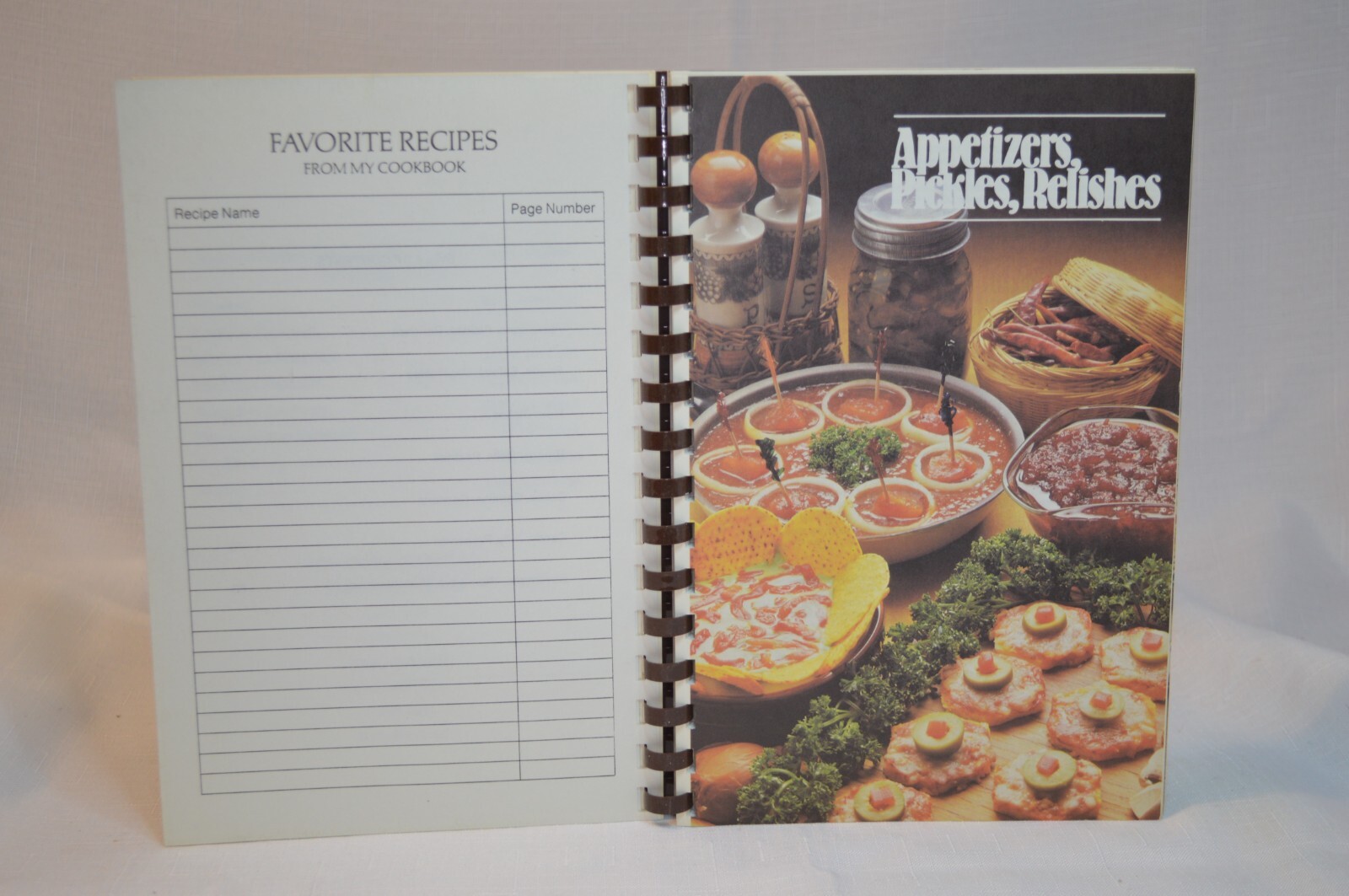 Grand Old Party Recipes Hamilton County OHIO Republican Women’s Club Bound 1986 Без бренда - фотография #3