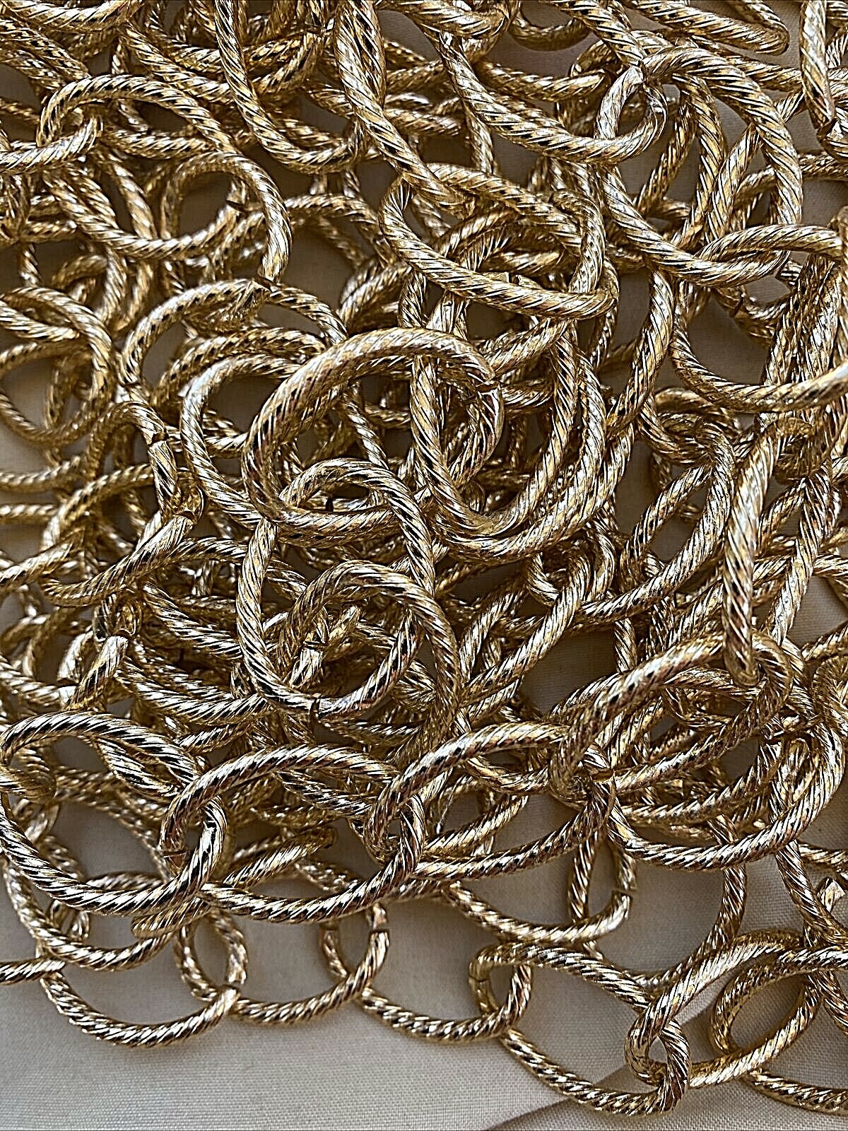 30' Gold Plate Aluminum 20mm x 26 Oval Rope Link Chain B46A Unbranded - фотография #7