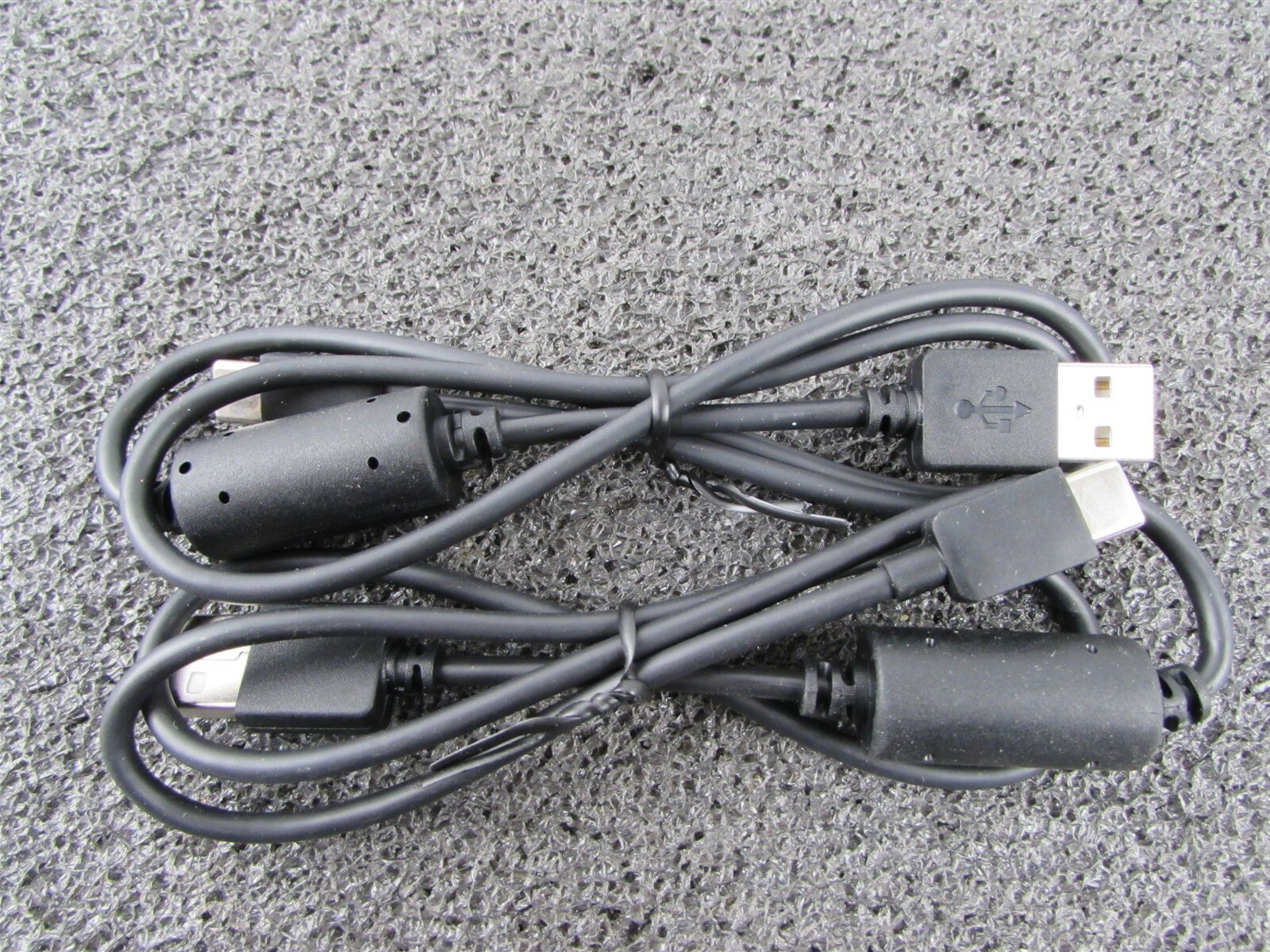 Lot of Two Type C to USB-A Fast Charge Cable Cord Charging Quick Charger Generic Does Not Apply