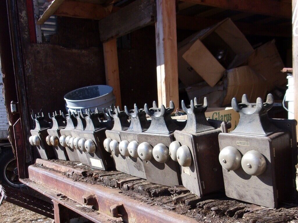One Thousand Four Hundred or "1400" Old Oak Crank Wall Phones with Generator  Unknown - фотография #2