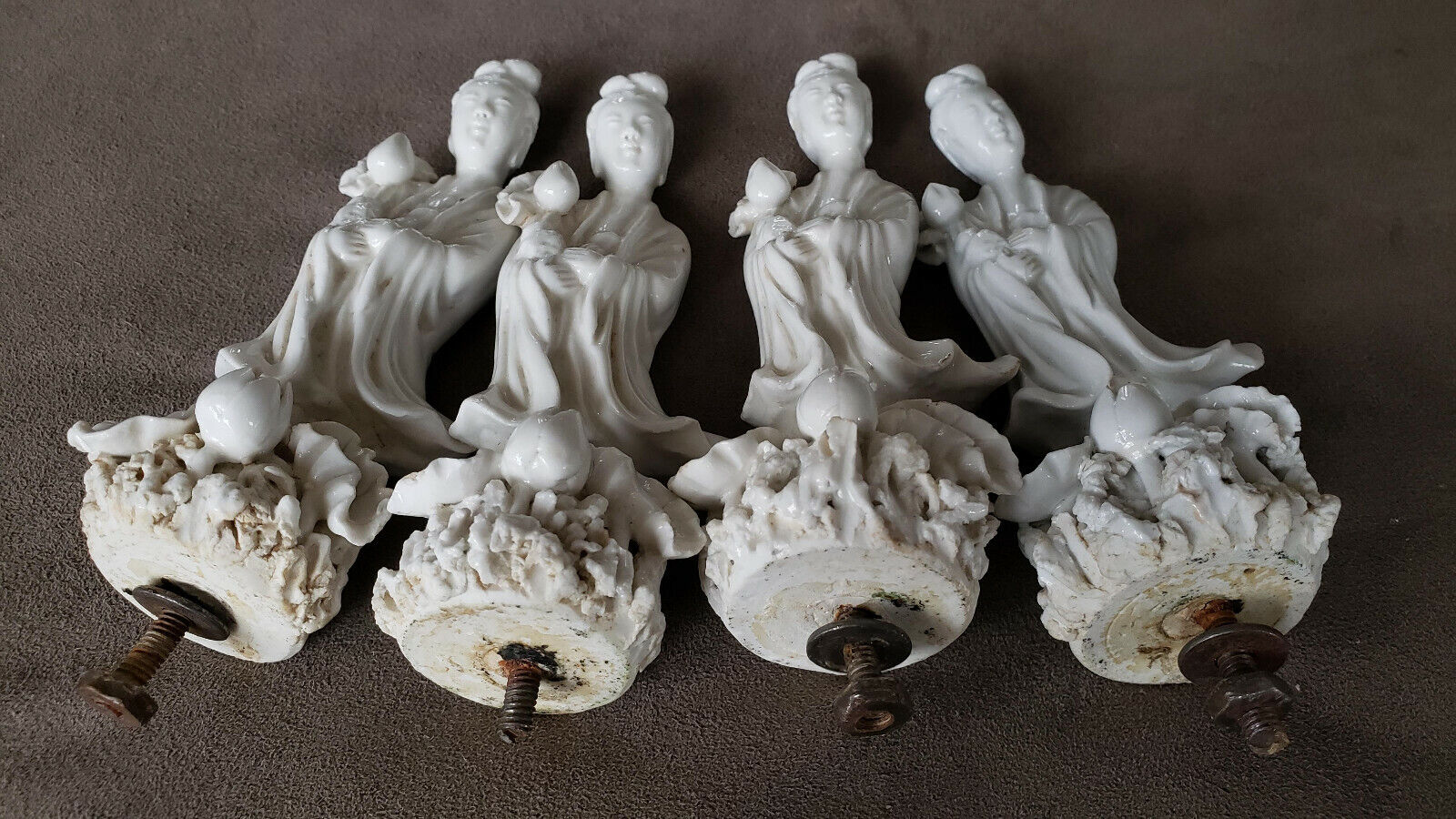 Four Rare Antique Blanc de Chine Chinese Guanyin Figurines. 4.25 inches tall. Без бренда - фотография #3
