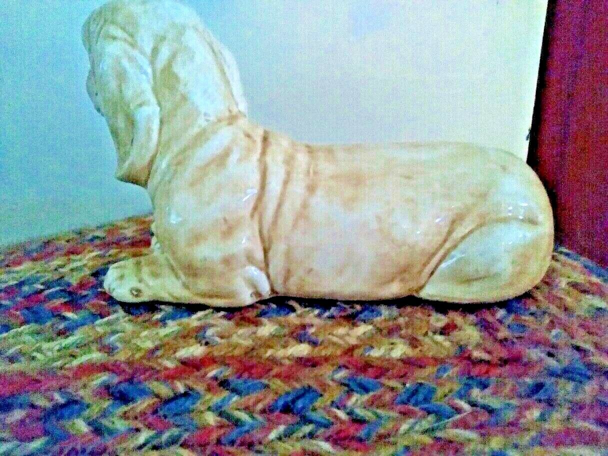 VINTAGE BASSET HOUND DOGS. FIGURINES. 1 Ceramic  / 1 Sandcast  They Need a home Без бренда - фотография #5