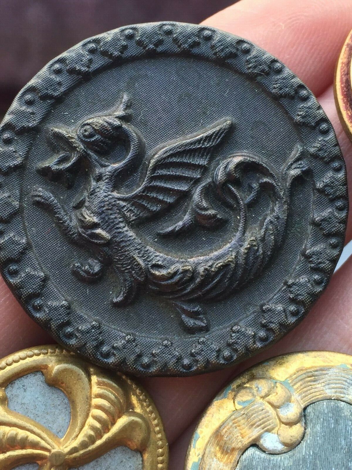 Lot of 9 antique metal buttons picture cut steel tinted deco nouveau Без бренда - фотография #8
