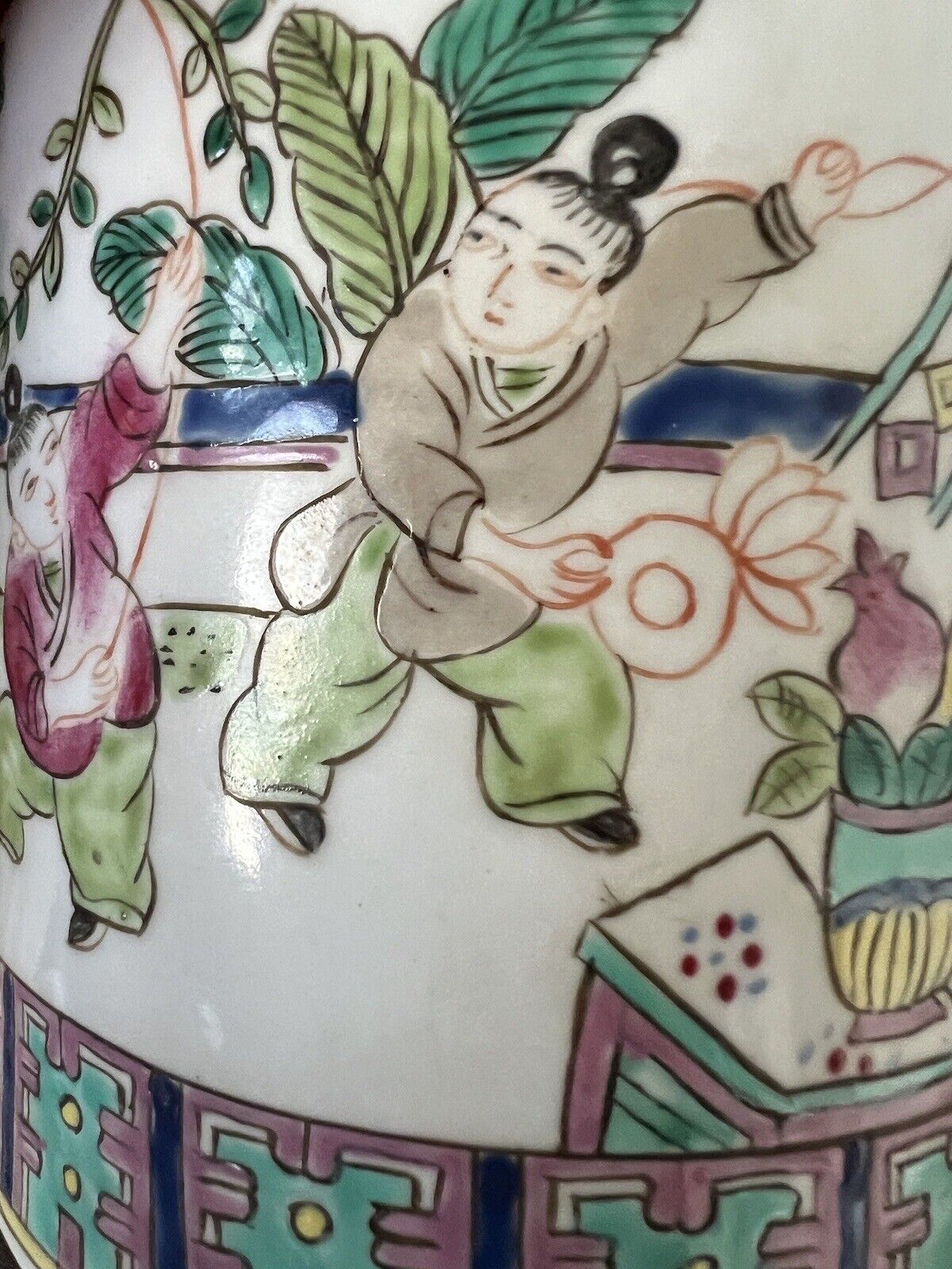 2 Antique Chinese Hand Paint Dragon Children Cylinder Hallmark Famille Jars 6" Без бренда - фотография #14