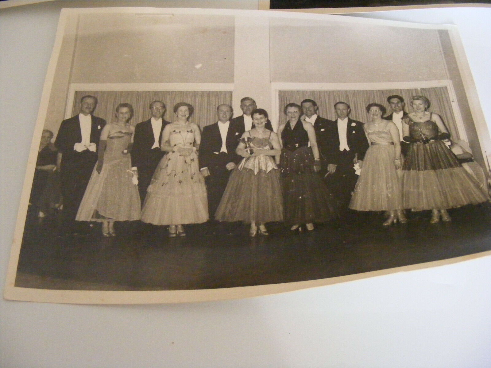 1954 Original Photographs Of  Ballroom Dancing  At  Filey  & Cambridge Guildhall Без бренда - фотография #2