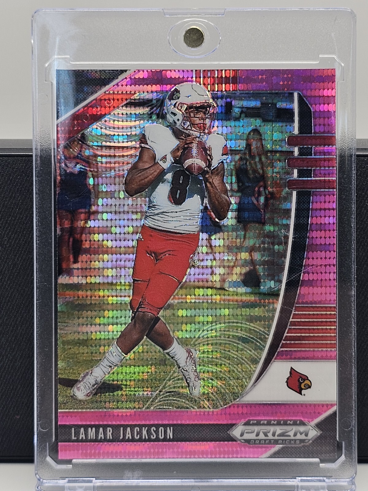 Lamar Jackson Funko Pop! #120 with 2020 Panini PRISM #63 Rookie Card NFL RAVENS Funko 57406 - фотография #3