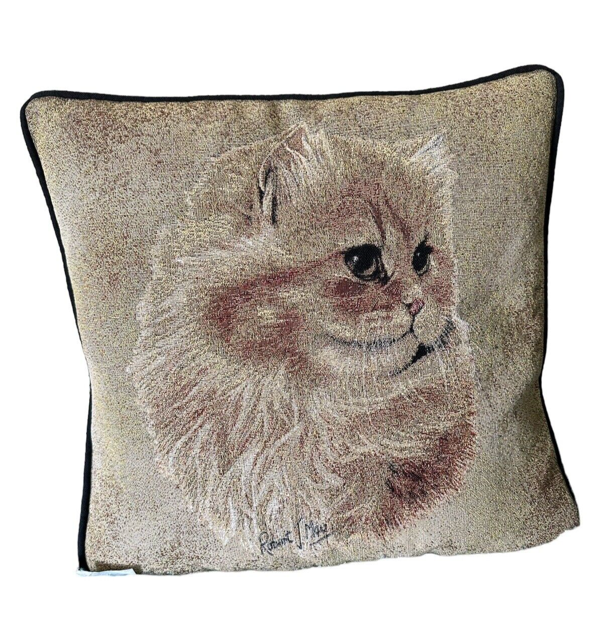 Cameo Persian Cat  - Pillow 17" x 17" Cotton Woven, Robert May. New Pure Country Weavers