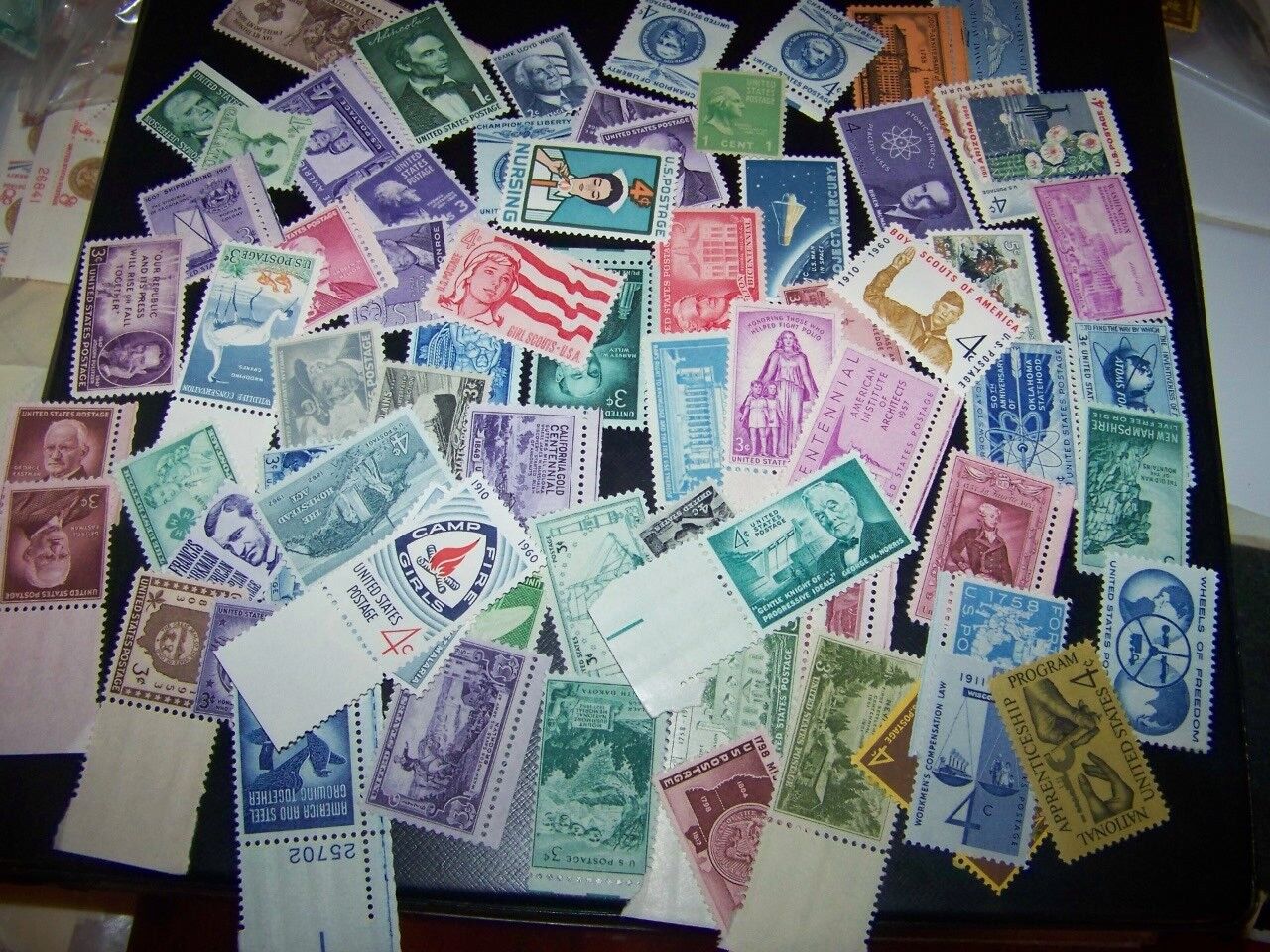 50-80 YEAR OLD Mint US Postage Vintage Stamp Collection in Glassine  buy2 get 1f Без бренда