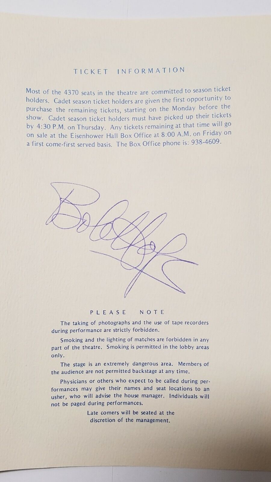 Bob Hope & Delores Hope autographs on 1974 program at USMA West Point   Lot of 3 Без бренда