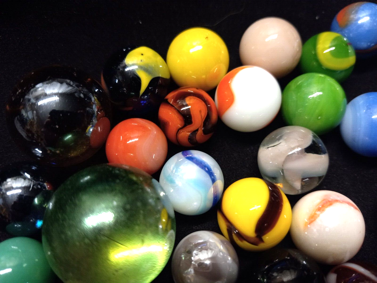 Vintage Marbles Lot Of 30 Mega Marbles Vacor .556"-.991" Mega Marble - фотография #4