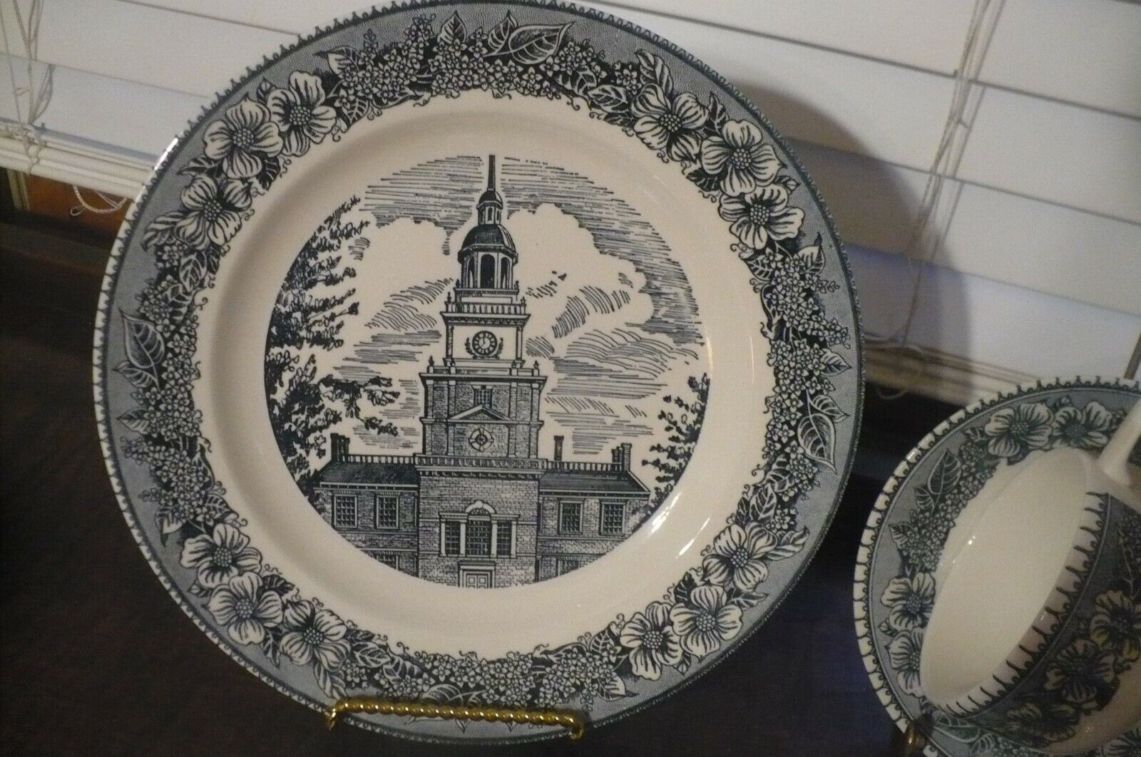 Royal China Cavalier Ironstone Colonial Heritage USA 5 PC Place Setting Royal China - фотография #2