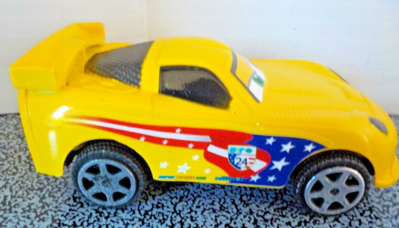 Super Racing Car Plastic Six Piece Set New Random Colors Ages 3+ New NYLON Does Not Apply - фотография #10
