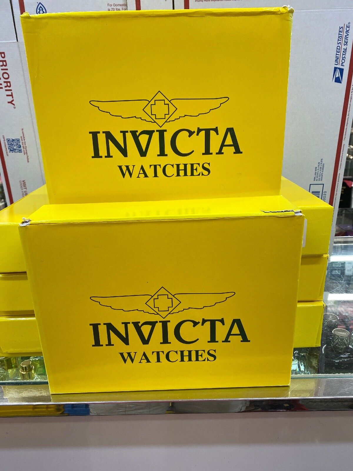 ( 2 ) Invicta Watch 10 Slot  Storage Box   Invicta Does Not Apply