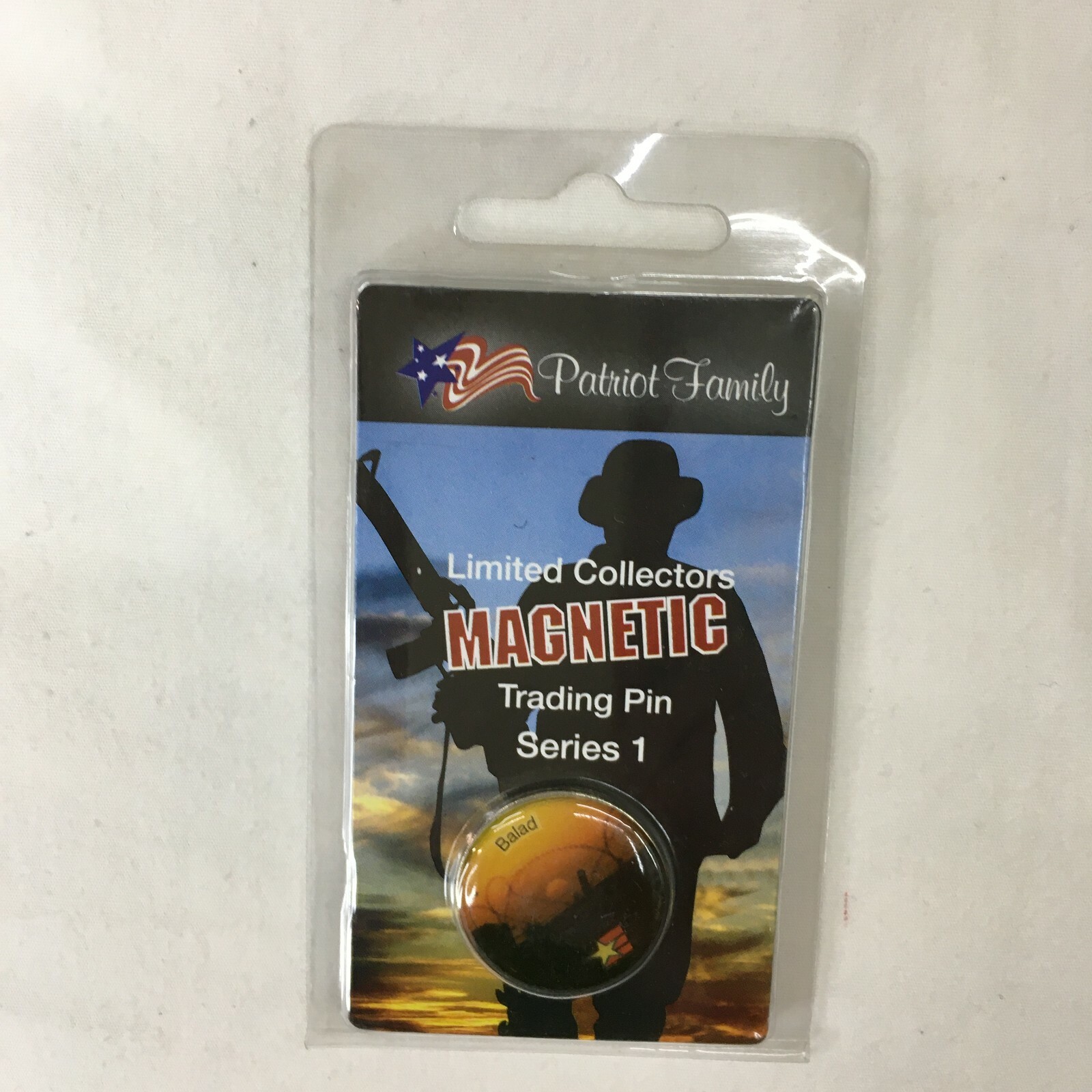 Magnetic Trading Pin, Patriot Family Limited Collectors Iraq, 3 Pin Lot Series 1 Без бренда - фотография #2