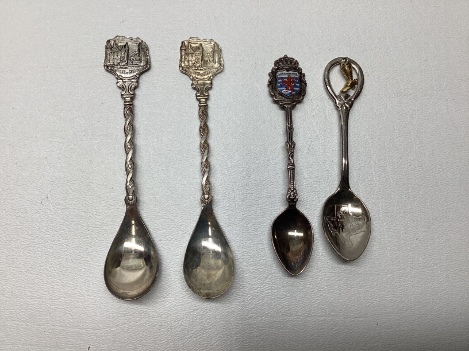 Vintage LOT of 10 Vintage Collector Souvenir Spoons World and USA FORT - фотография #3