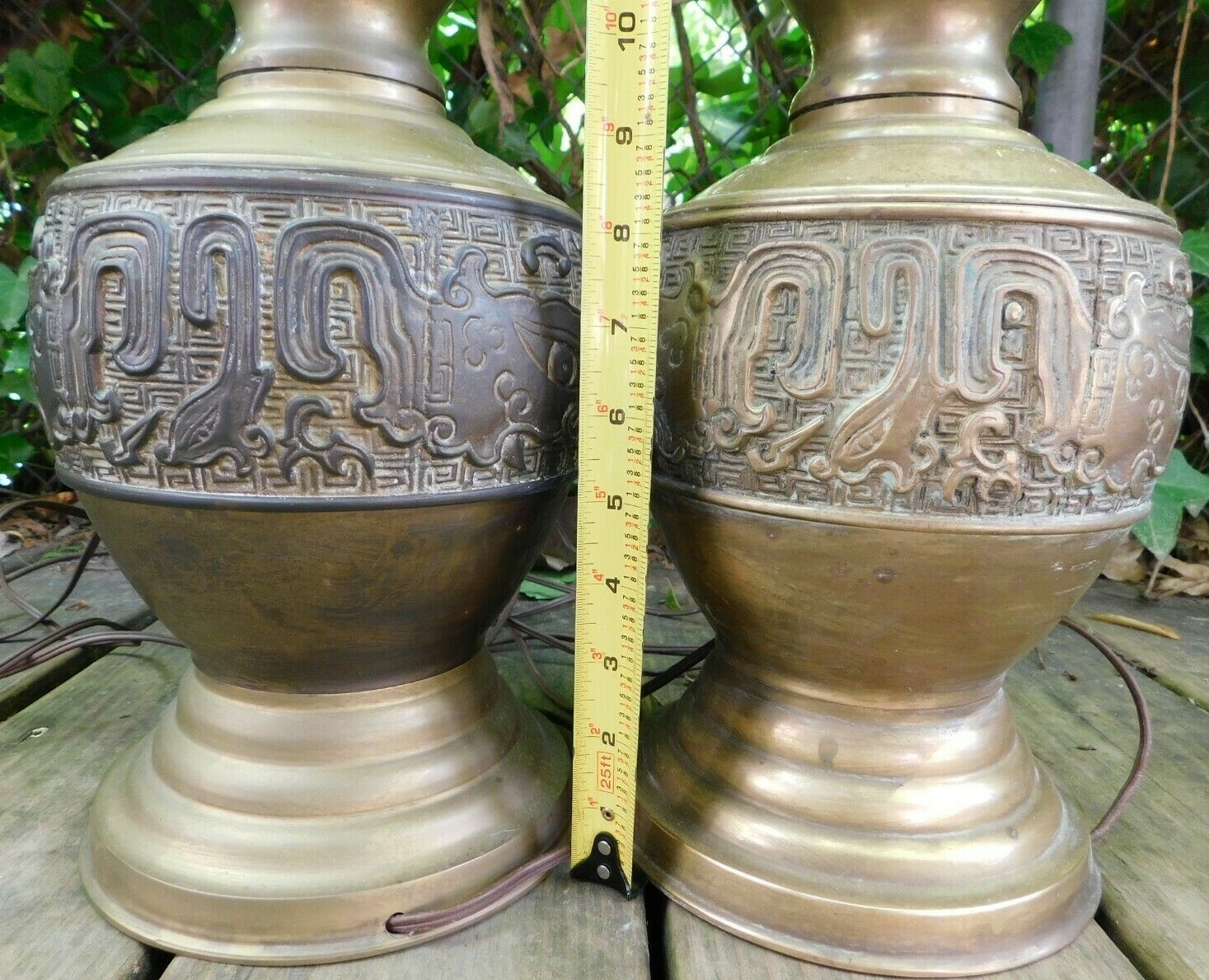 2 Large Mid Century Asian 27.5" & 30" ORNATE BRASS LAMPS James Mont style Unbranded Does Not Apply - фотография #9