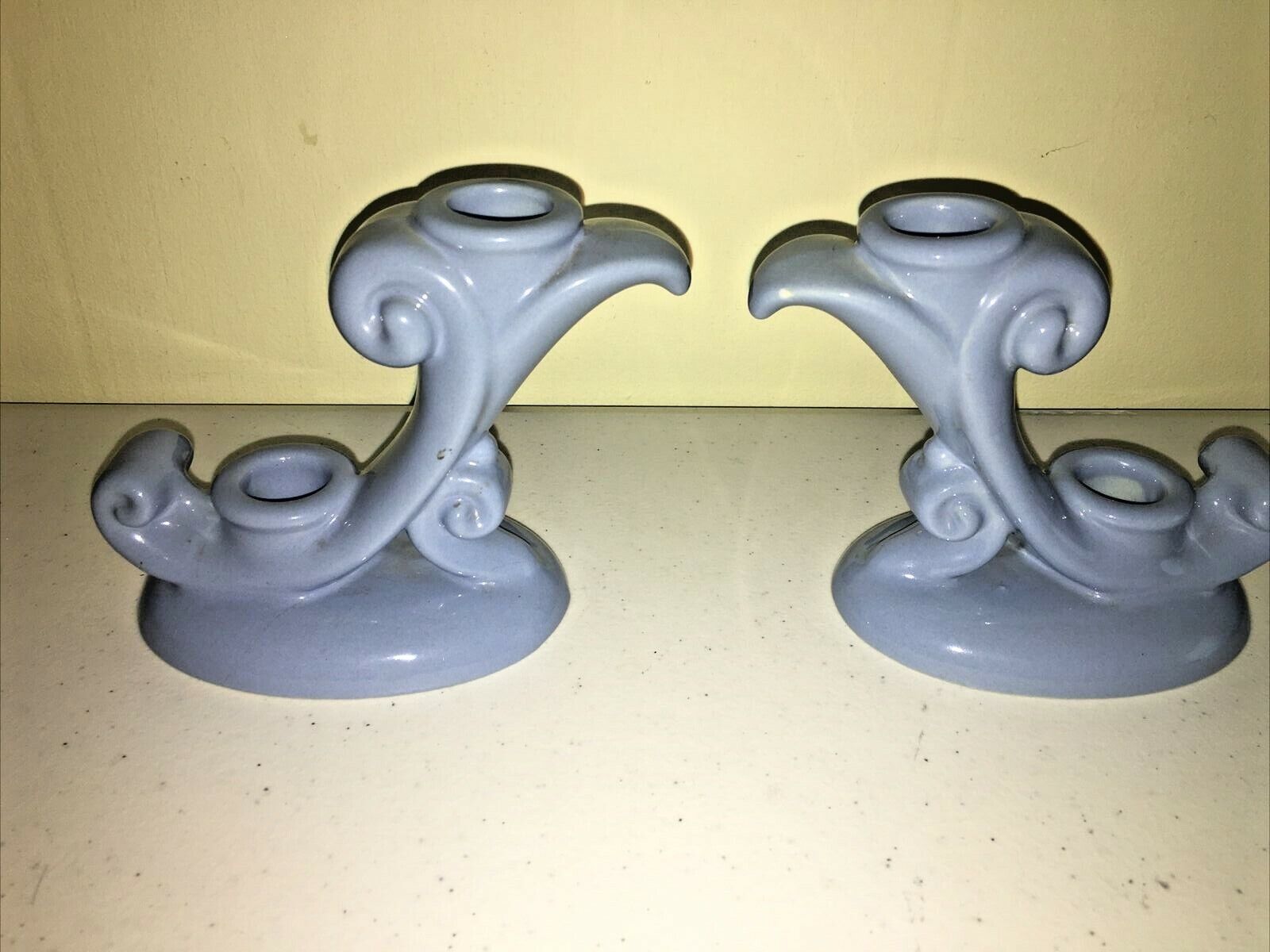 Vintage Pair of Blue Abingdon Art Pottery Double Candle Holders Без бренда