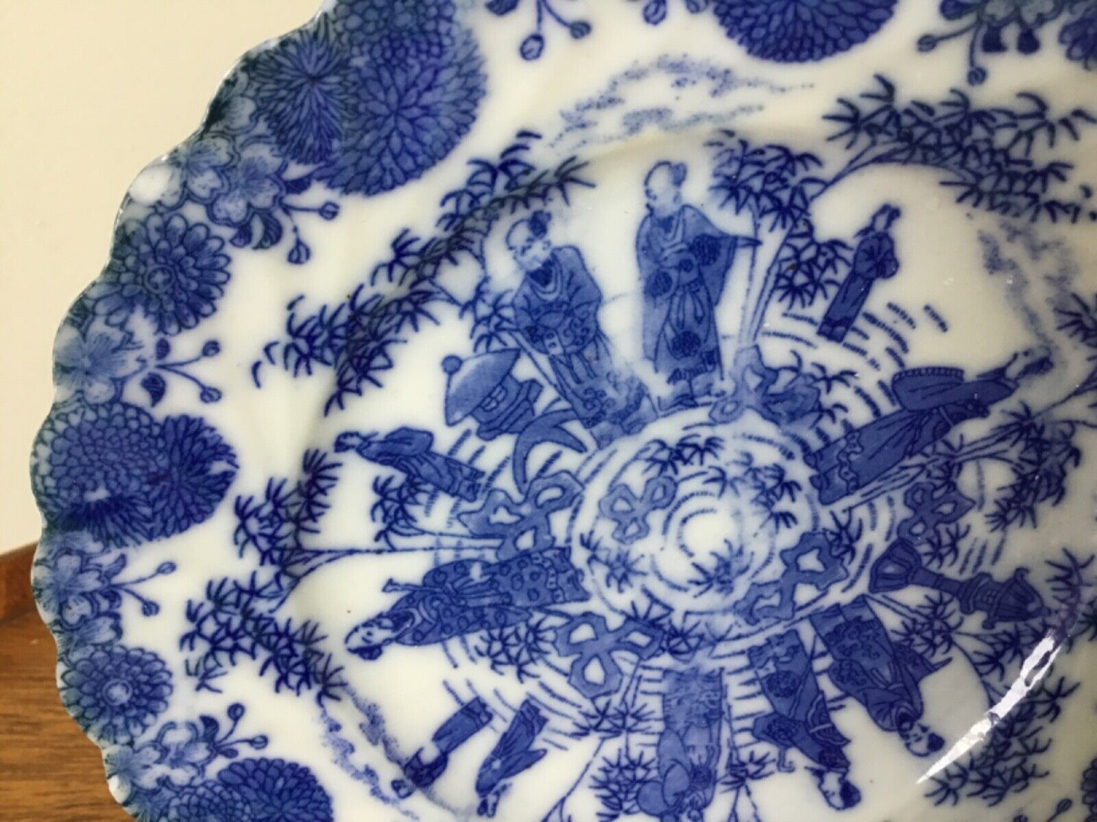 Antique Asian /Chines /Japanese 4 Blue & White Plates Decorated w Sages 6 1/4” Без бренда - фотография #10