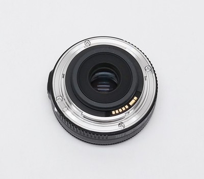 Canon EF-S 24mm f/2.8 STM Lens Canon 9522B002 - фотография #6