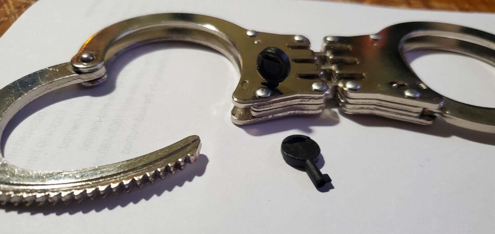 NON-METALLIC HANDCUFF KEY PACK OF 6 Best Value on eBay Must Have for Preppers!! Unbranded x 6 Cuff Key - фотография #5