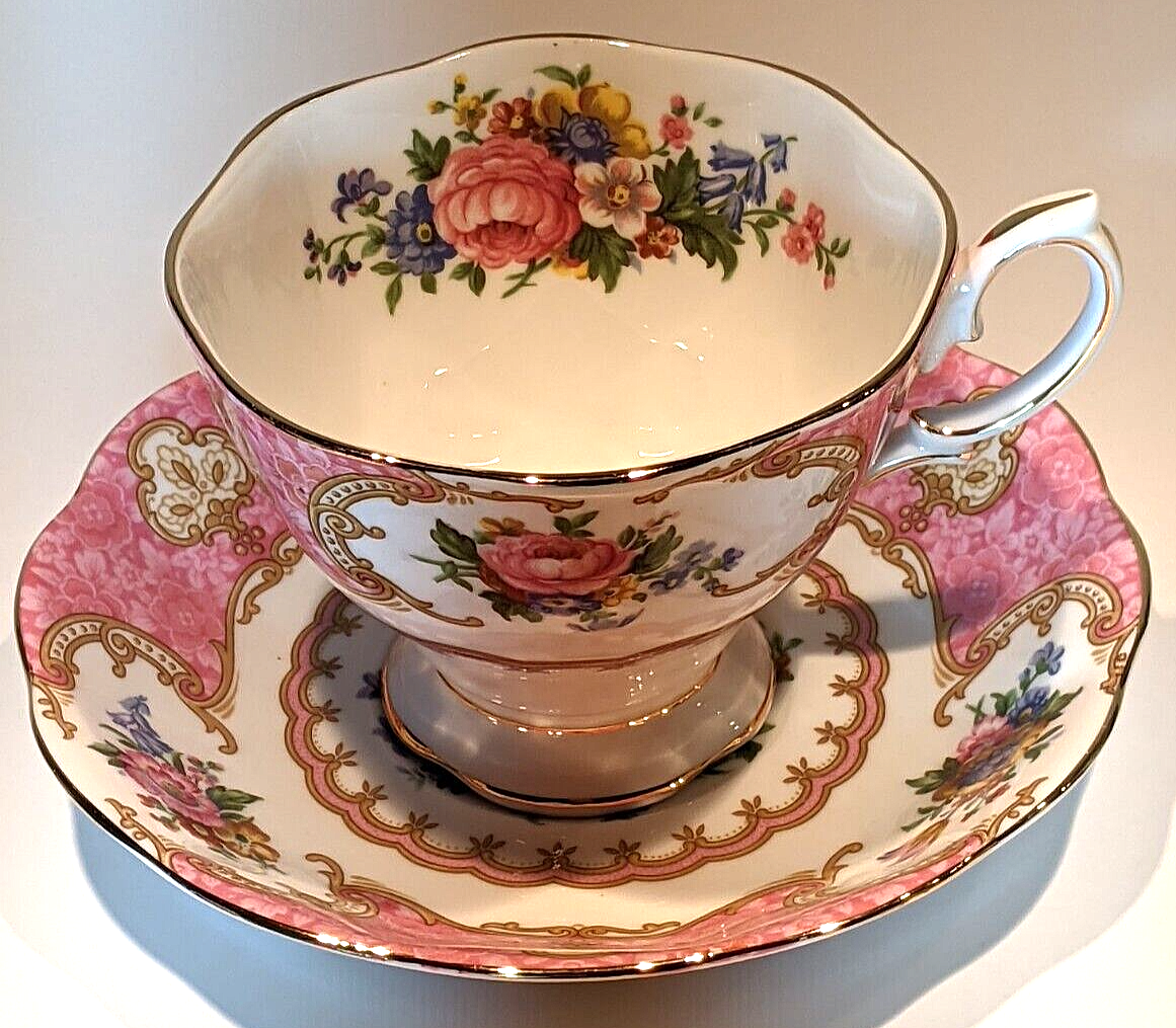 EUC Vintage Royal Albert Pink Floral Gilt "Lady Carlysle" Tea Cup and Saucer Royal Albert