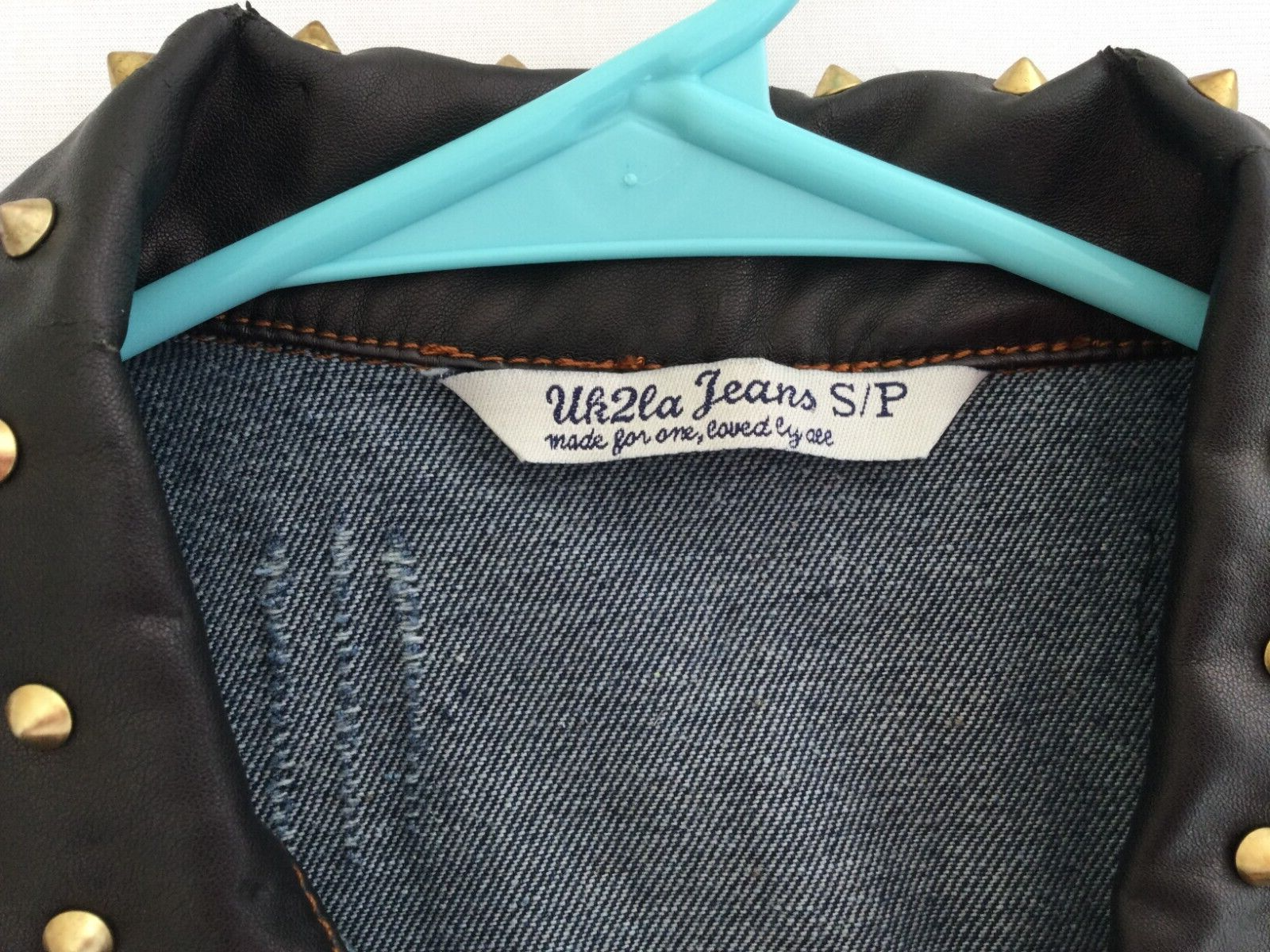 UK2LA Denim Jean Vest Faux Leather Collar Size Small Studs Spikes Distressed NEW UK2LA - фотография #7