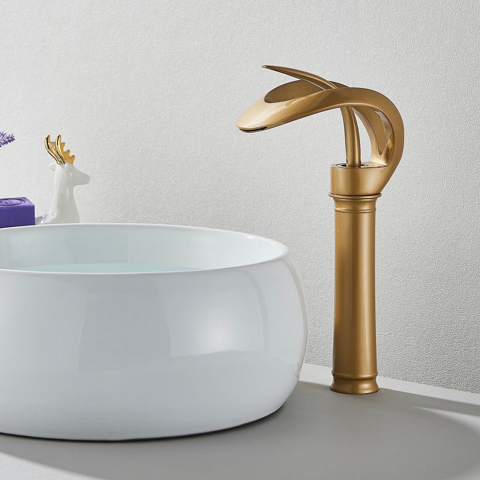 Gold Bathroom Sink Faucet Waterfall Vessel basin faucet Single Handle Mixer Tap BESy Handle Lavatory Vanity Sink Tap - фотография #2