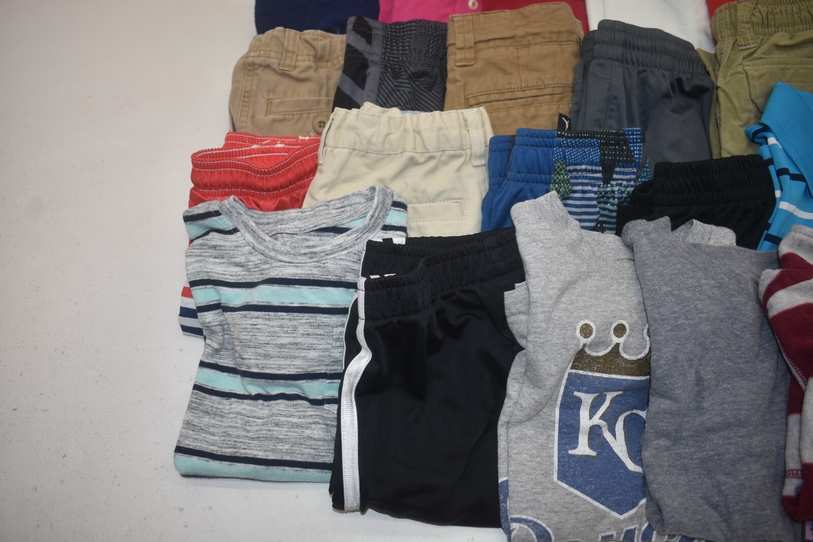 Wholesale Bulk Lot of 25 Boys Size X-Small 4-5 Mixed Season Tops Bottoms Pants Mixed Brand - фотография #4