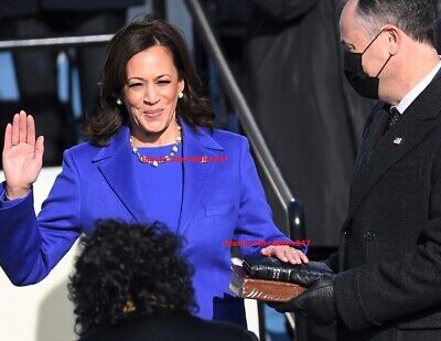 KAMALA HARRIS Photo 8x10 Inauguration Vice President Swearing In 2021 USA  Без бренда