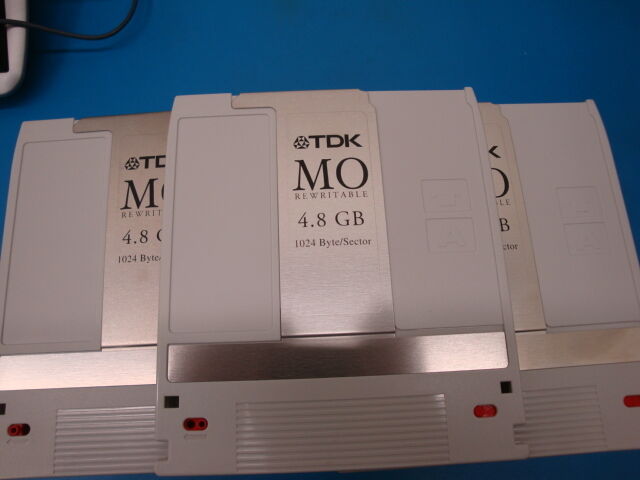 Qty 5 Pieces USED TDK MO-R4800 4.8Gb Rewritable Media  EDM-4800B EDM-4800C TDK MO-R4800 - фотография #2