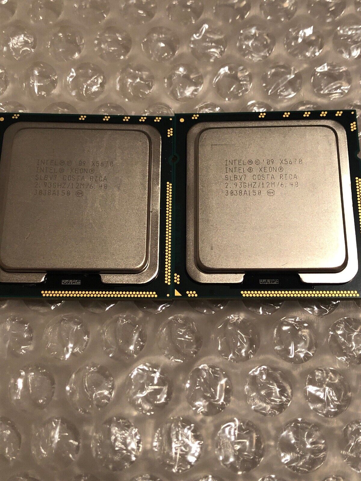Pair of Intel SLBV7 X5670 2.93GHz 6 Core Processors  Intel Does Not Apply