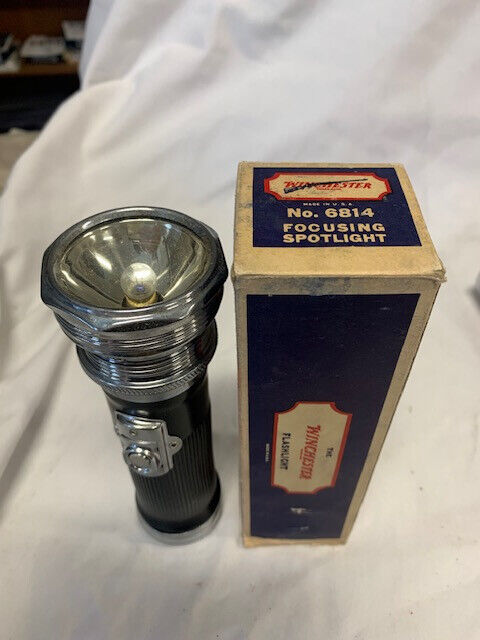 Vintage Winchester Flashlights Collectible Spotlight Reapting Arms Justrite Lot Winchester - фотография #9