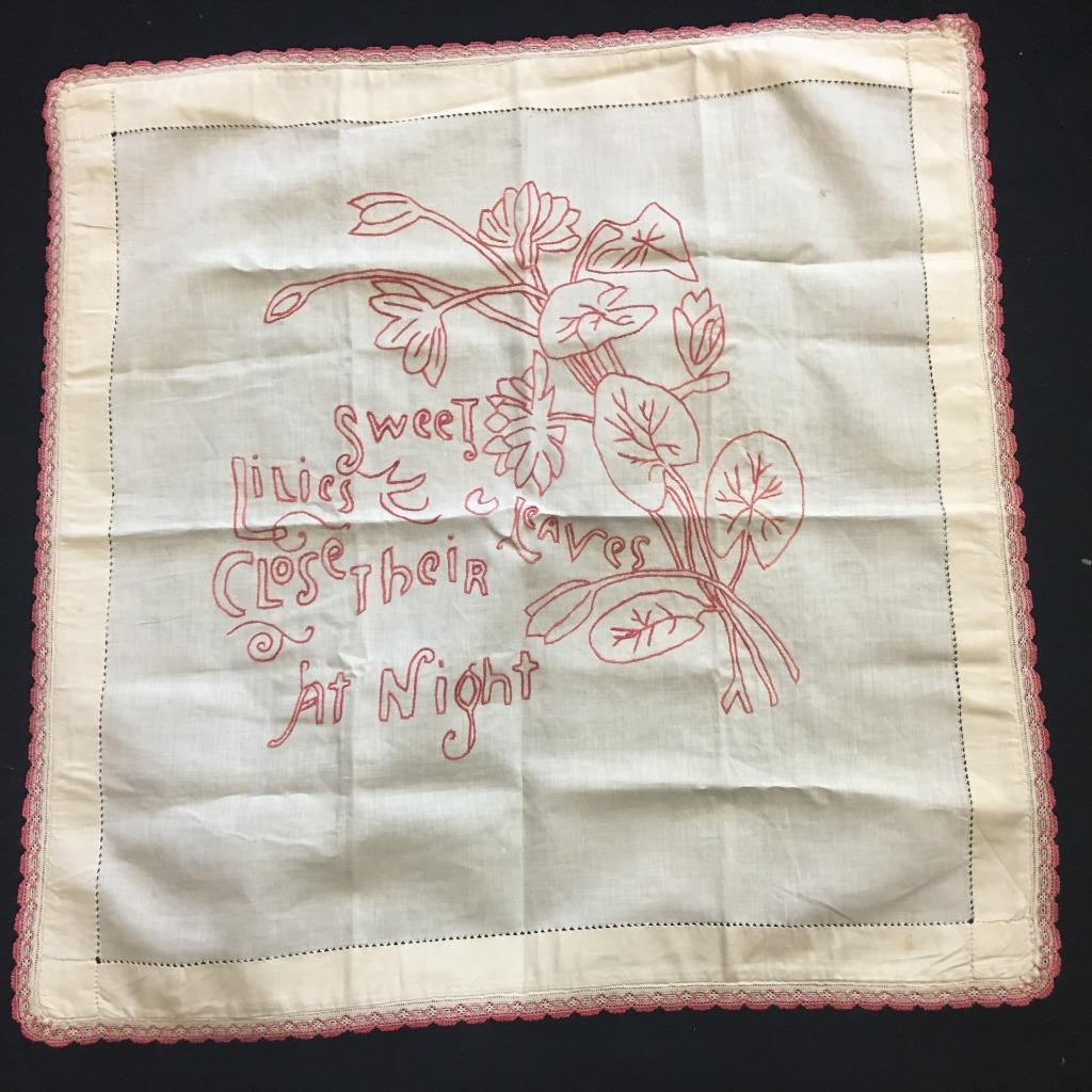Antique Redwork Embroidery Linen Pillow Layover Victorian Set 2 Sweet Lilies Handmade - фотография #3