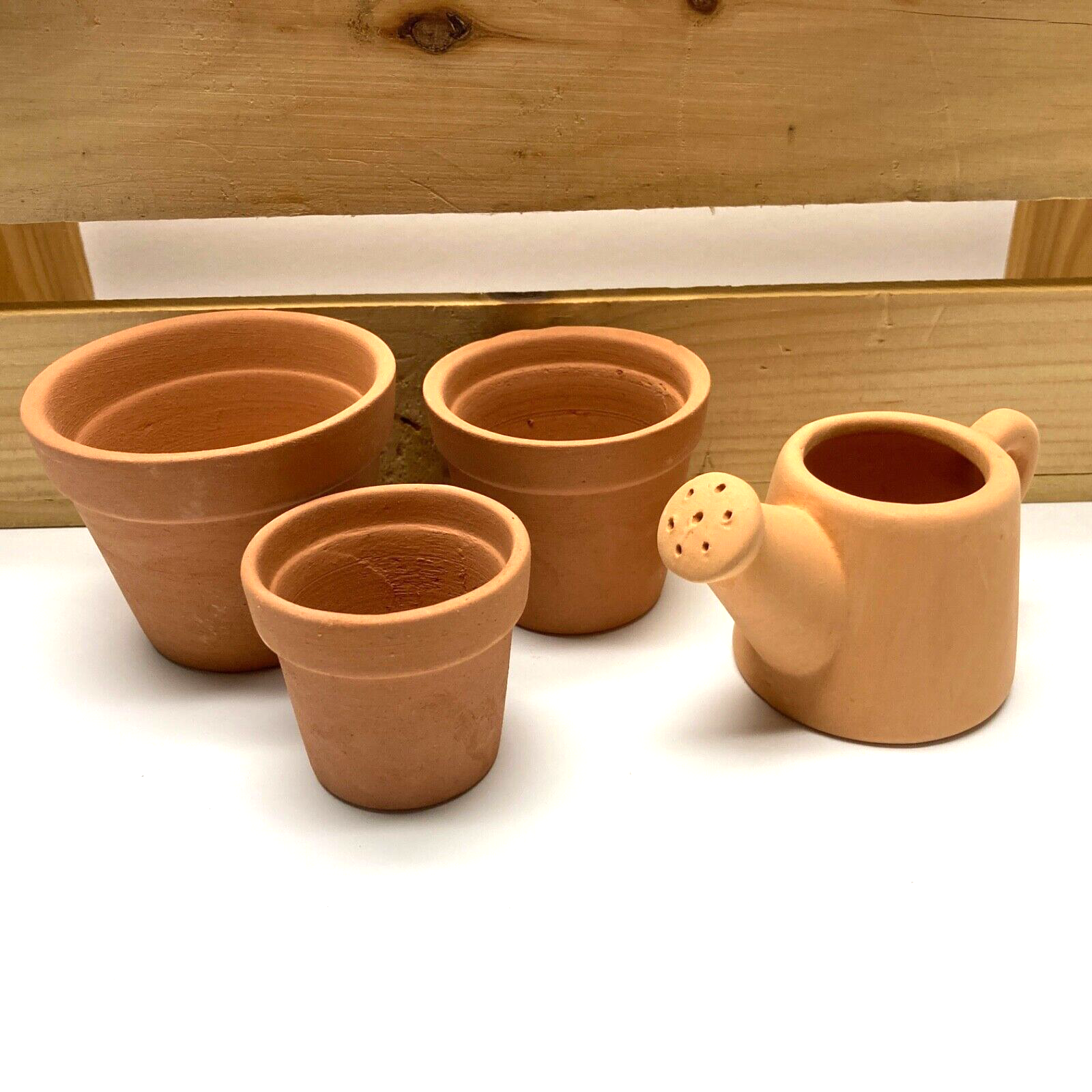 Lot of 7 NEW (flaws) Mini Clay Terracotta pots, baskets, water can home decor unmarked - фотография #2