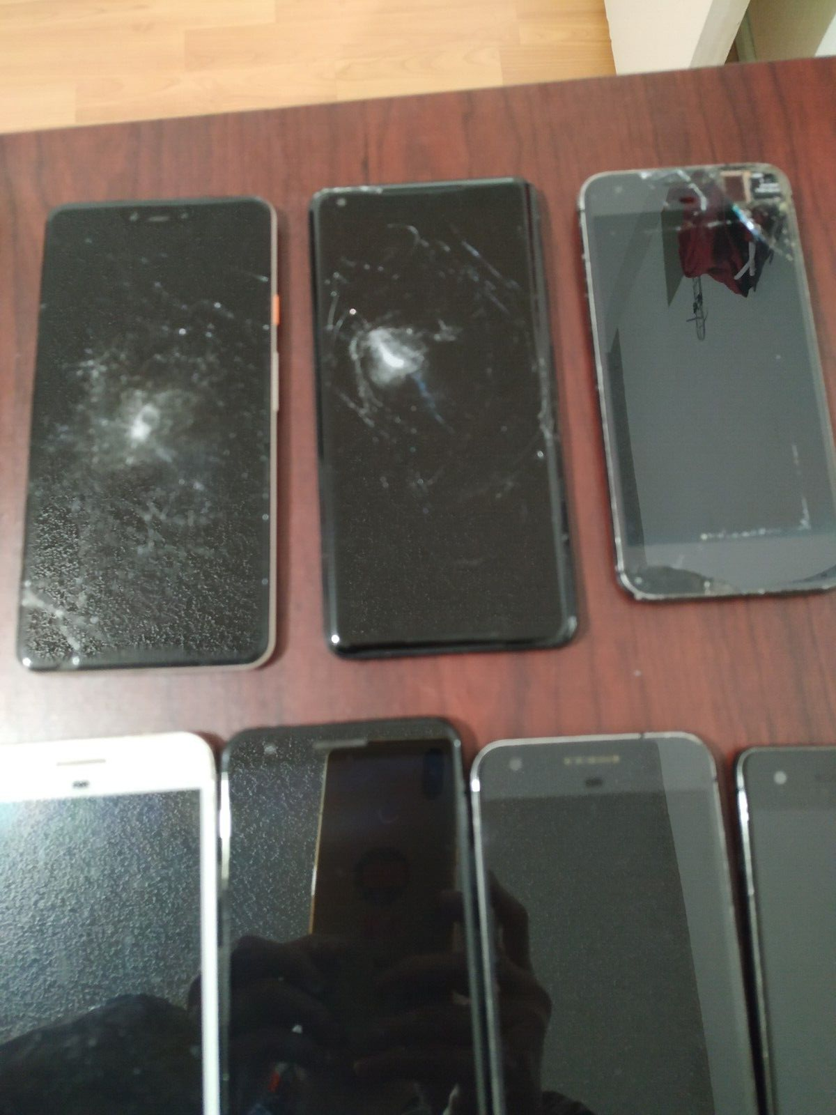 Lot of 7 Google Pixel mix model White  /black for parts Google Google Pixel - фотография #10