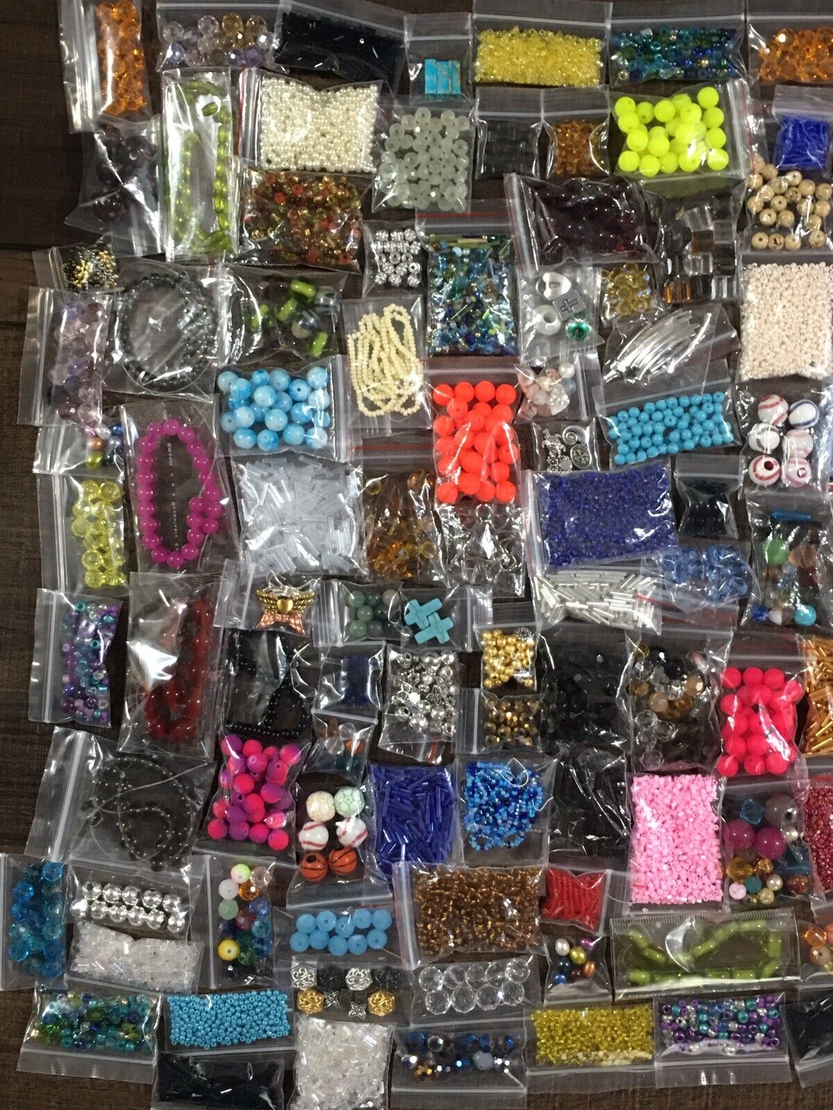 Lot Of BEADS 40 Bags Jewelry Making Supplies Loose Mixed Glass Acrylic Metal👑🐝 MrsQueenBeead - фотография #9