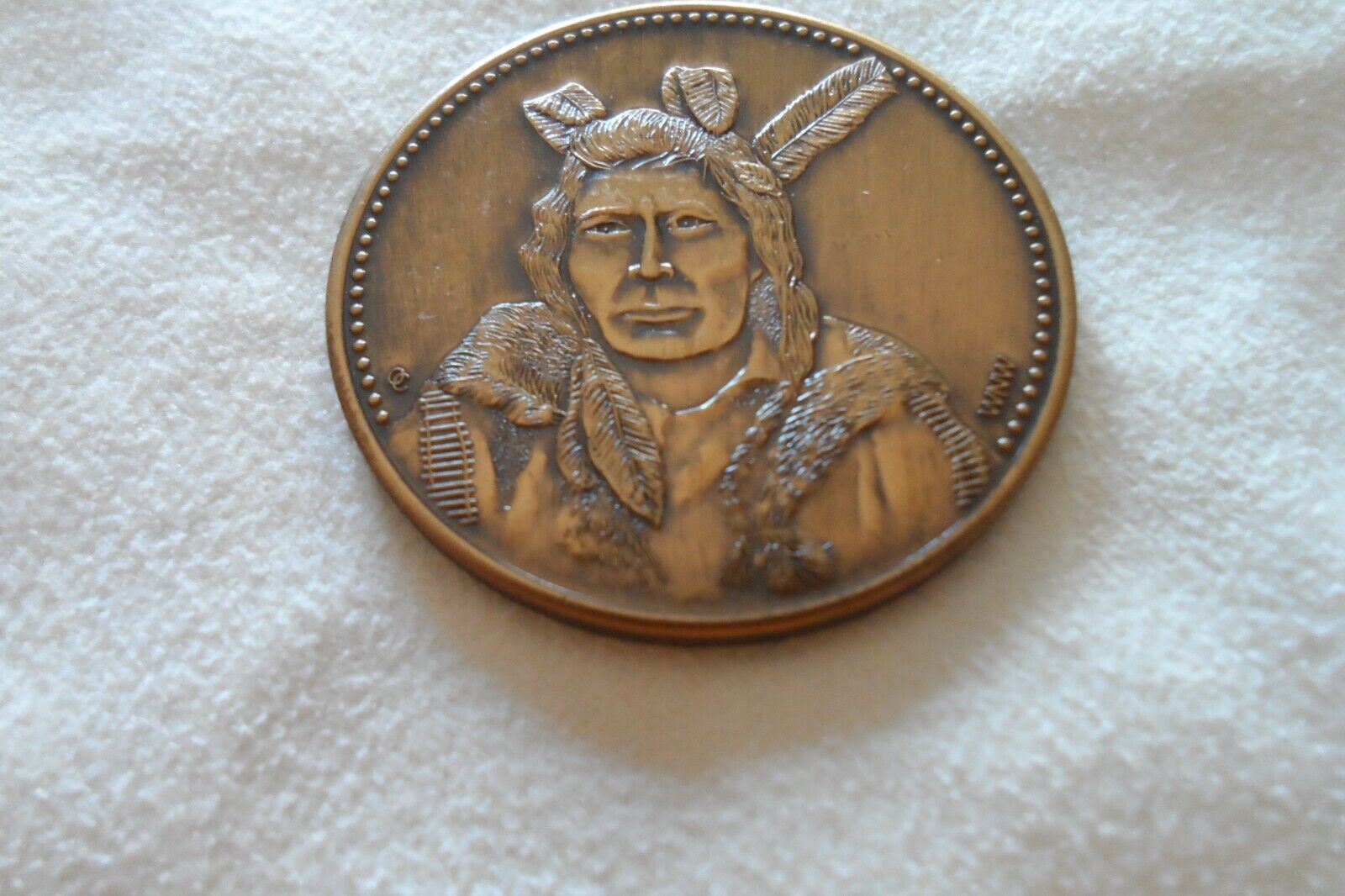 VERY UNIQUE AND GORGEOUS 3 COIN NATIVE AMERICAN SET OSAGE AND SIOUX Без бренда - фотография #4