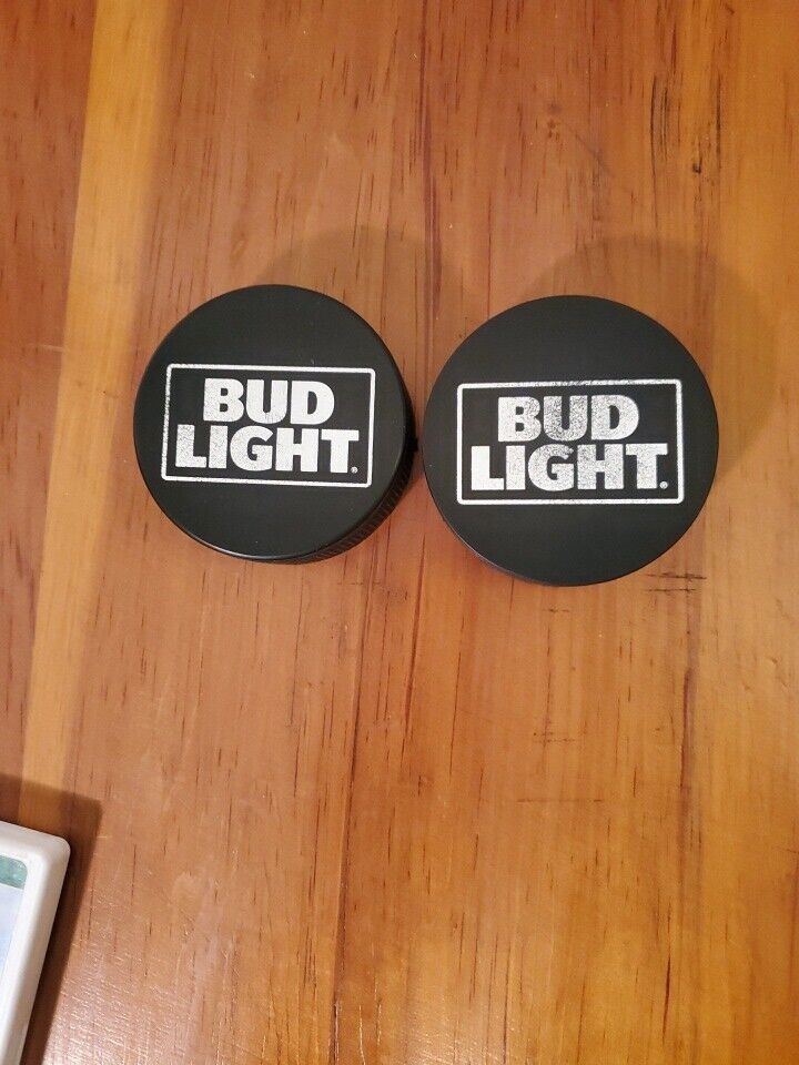 2 Regulation Size BUDWEISER BUD LIGHT Foam Hockey Puck Indoor Brewerania! Pucks Budweiser - фотография #4