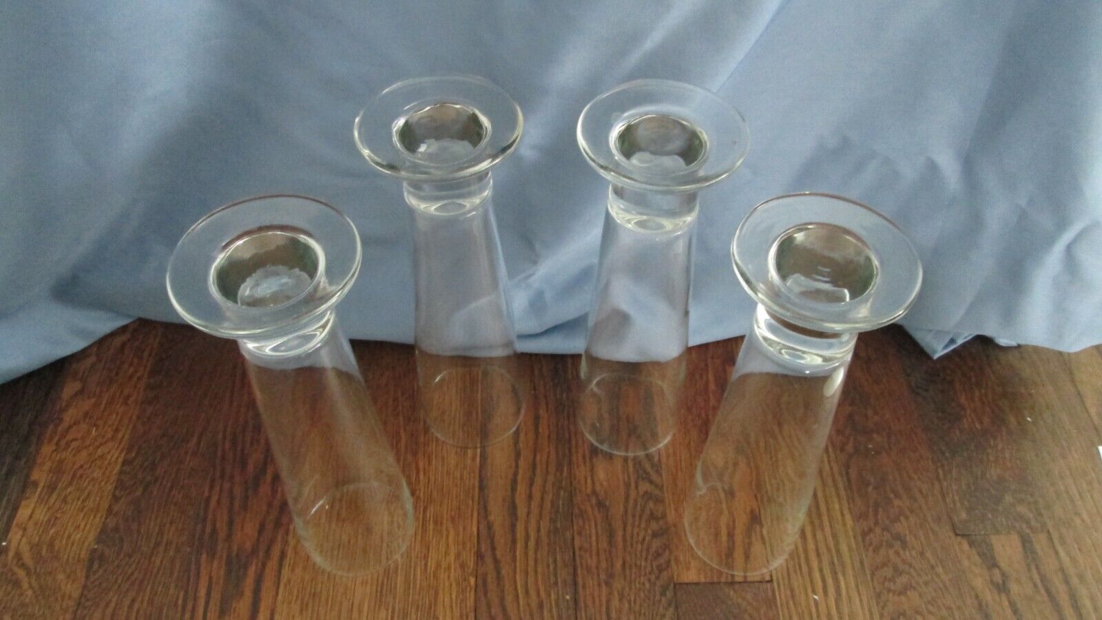 PILSNER set of 4 footed beer glasses.  9 3/8 High  Unknown--Pilsner - фотография #4