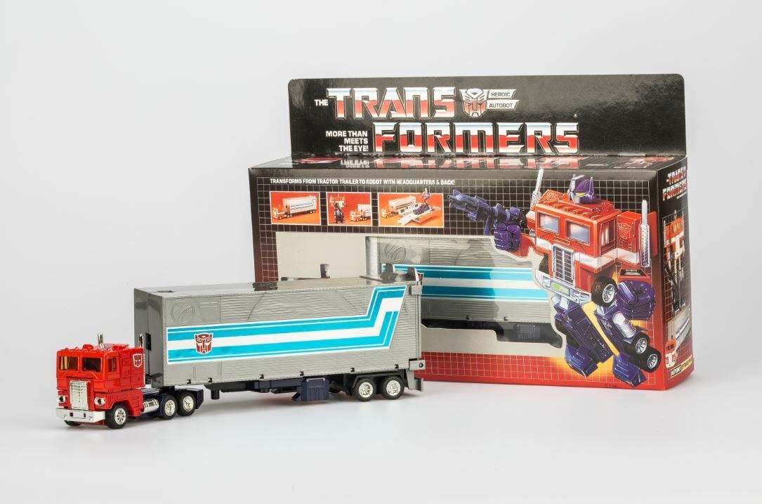 TRANSFORMERS G1 reissue  optimus prime Brand new  action figure MISB 21st Century Toys
