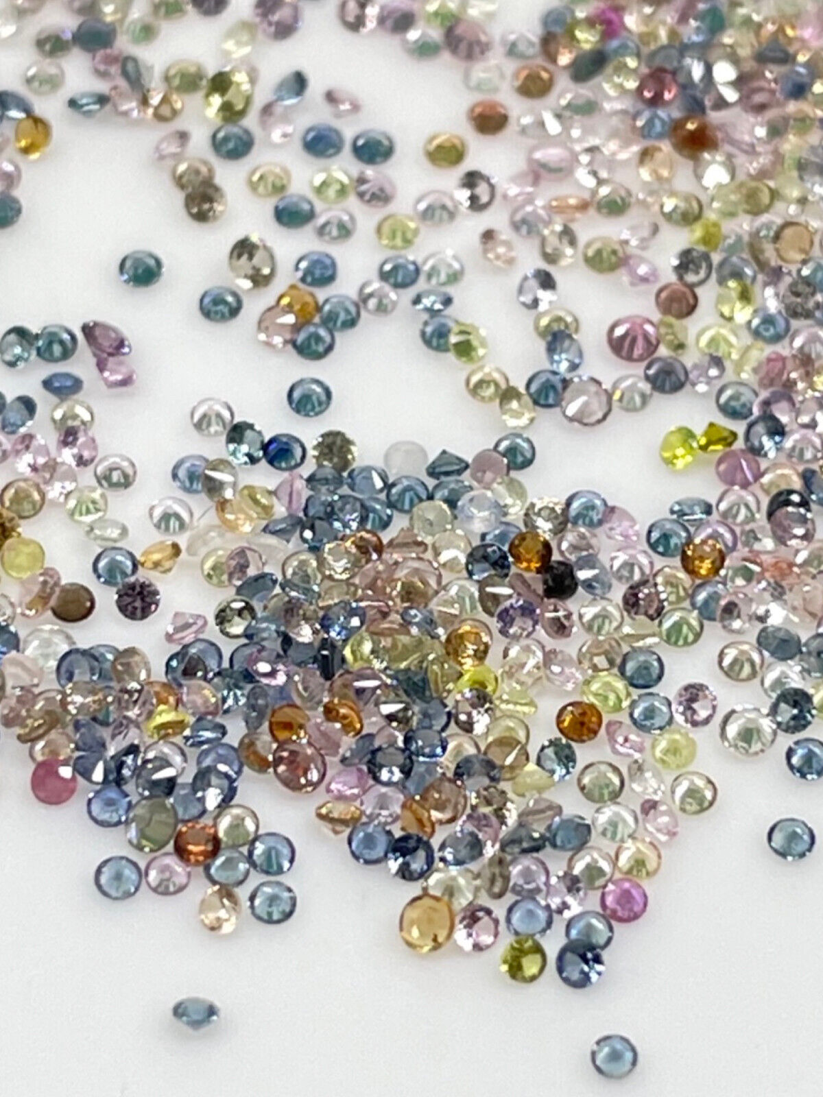 500 Pcs Natural Multi Sapphire 0.9mm-1mm Round Diamond Cut Loose Gemstones Lot Selene Gems - фотография #2
