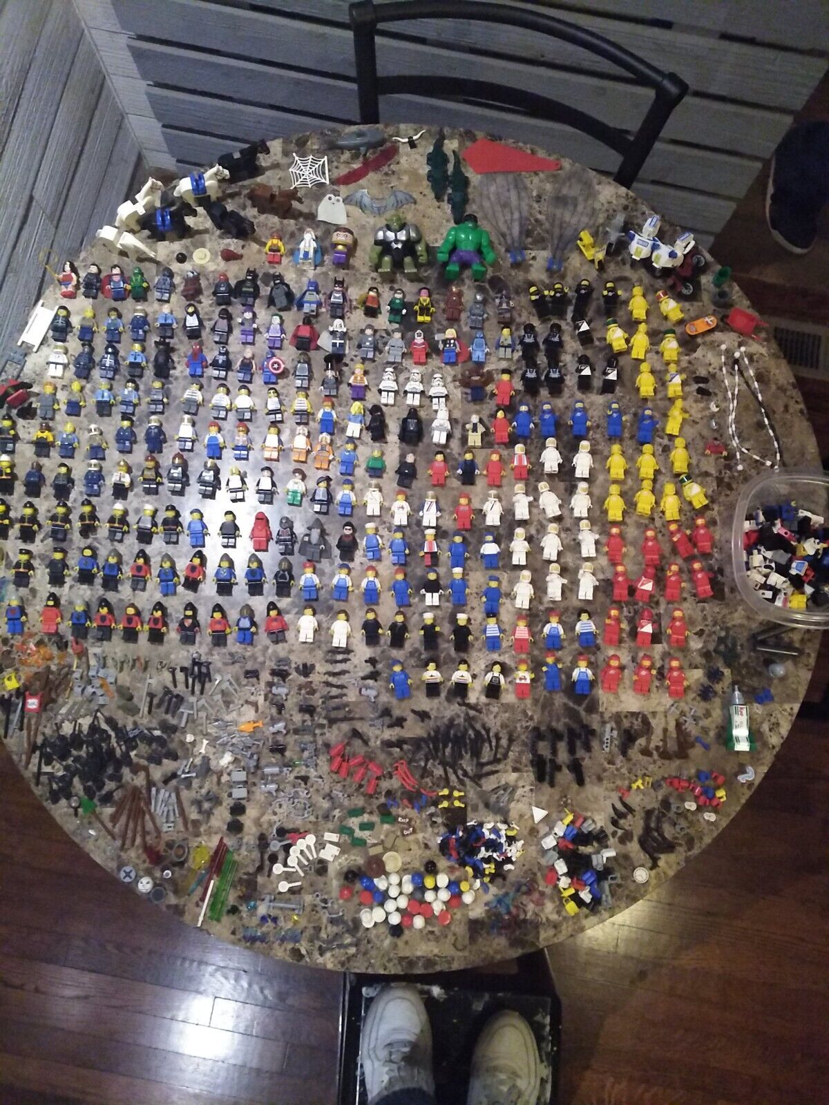 Lego Minifigures Lot  LEGO