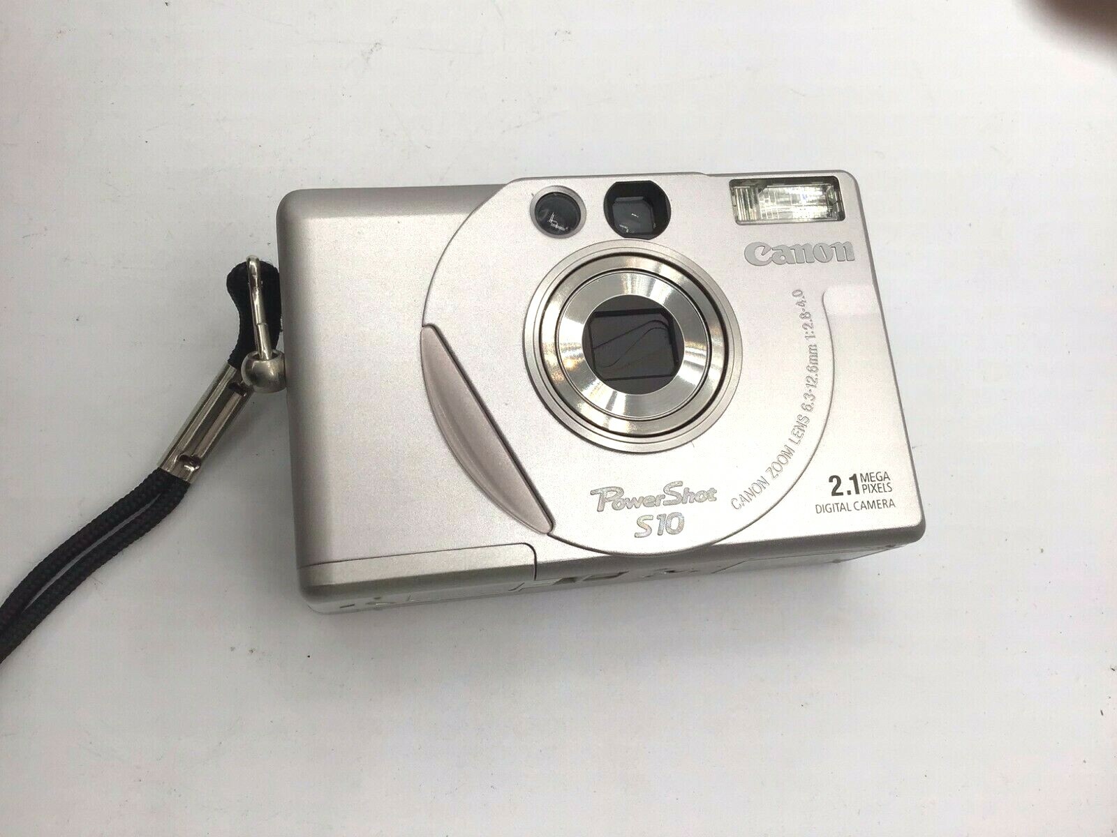 Canon PowerShot S10 2.1 MP Digital Camera, DK110 Power Supply Kit, CD's Suitcase Canon PowerShot S10 - фотография #7
