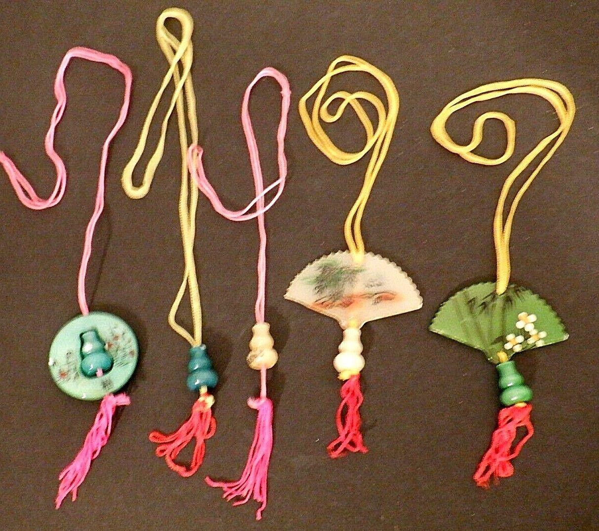 Vintage Chinese Jade Hanging Ornaments 5 pieces Без бренда
