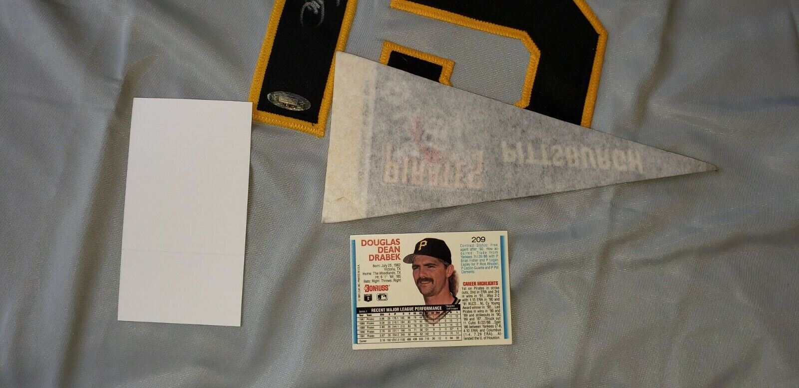Doug Drabek LOT Signed Pittsburgh Pirates Jersey Framed 11x14 Trade Card Pennant Без бренда - фотография #6
