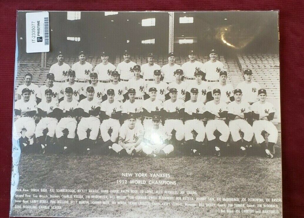 Baseball LOT 1951 & 1952 NY Yankees Team Photos Yogi Berra & Mickey Mantle Cards Без бренда - фотография #2