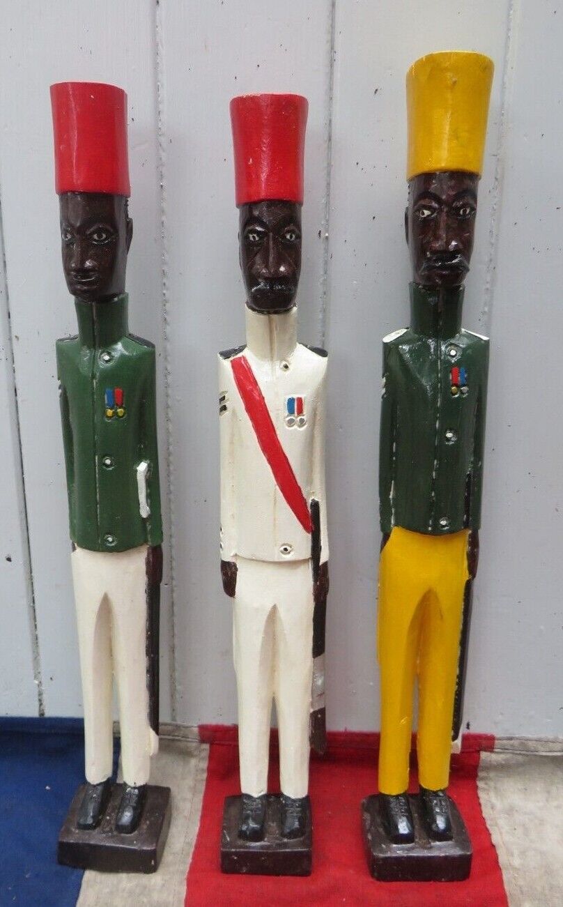 3 HAND CARVED AFRICAN COLONIAL ASKARI WOODEN SOLDIERS PRIMATIVE FOLK ART     Без бренда
