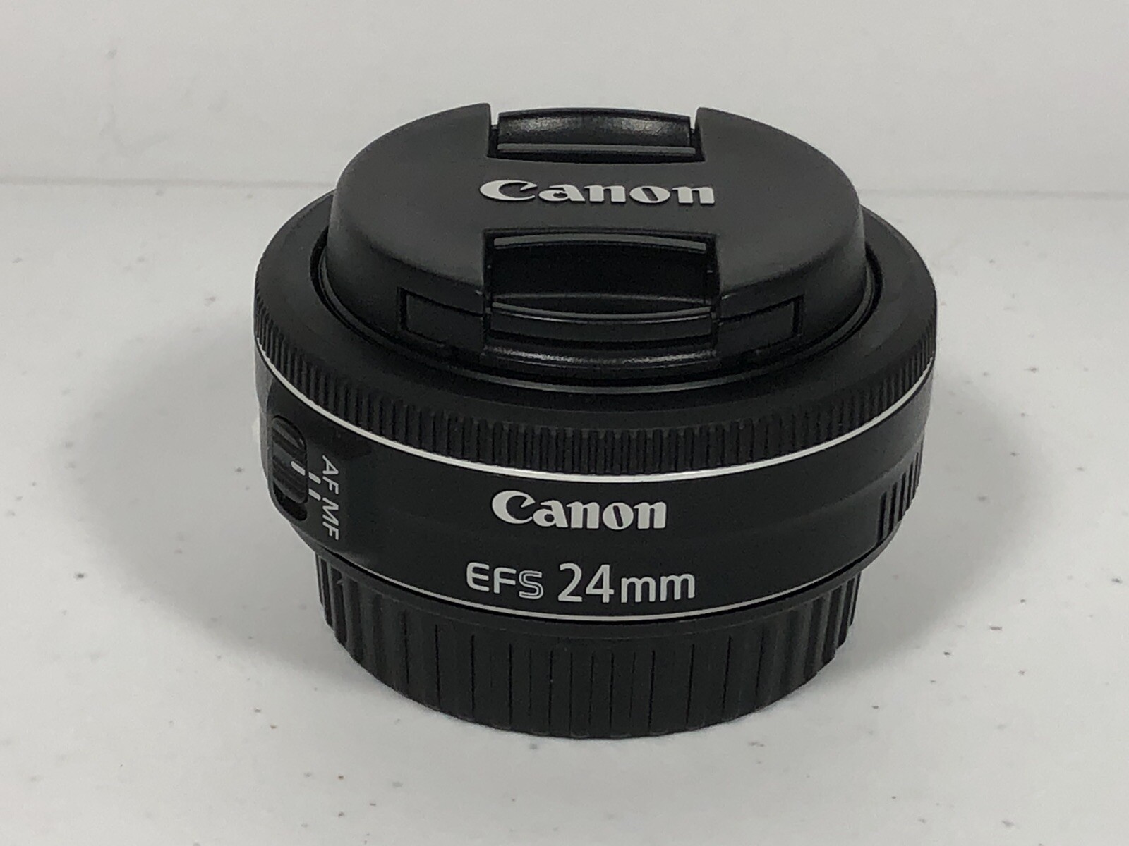 Canon EF-S 24mm f/2.8 STM Lens Canon 9522B002 - фотография #10