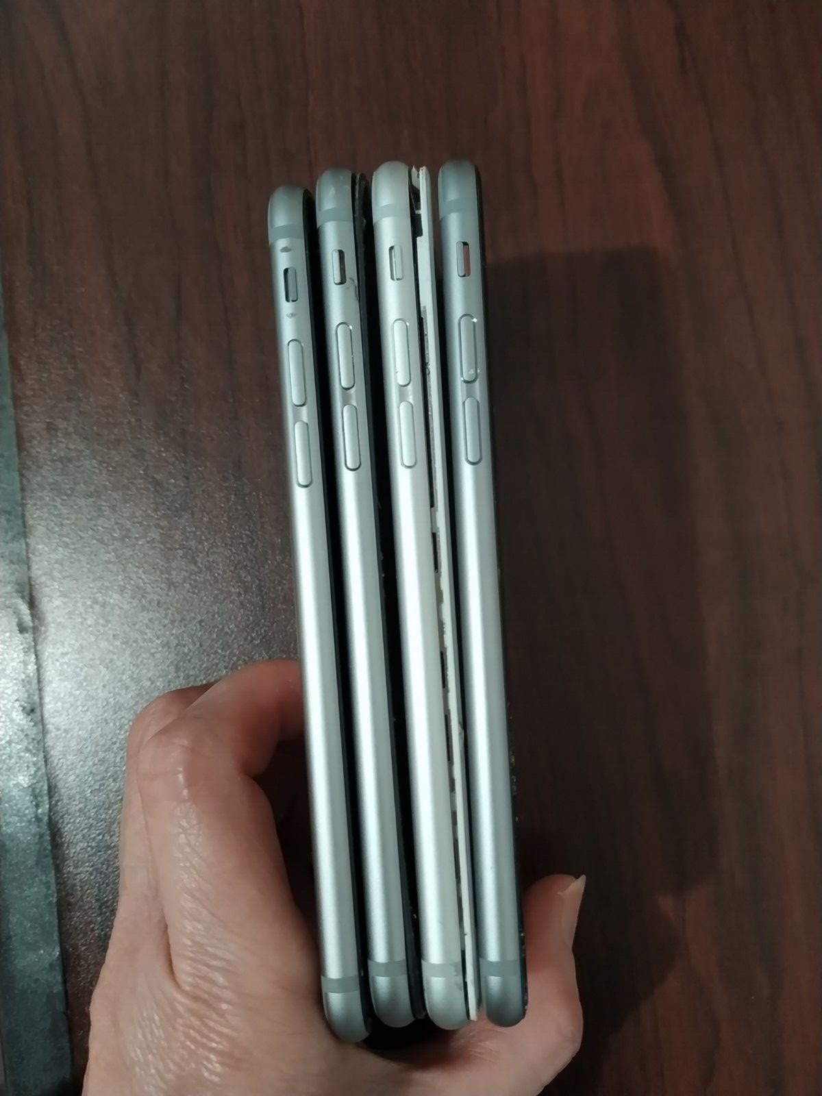 Lot of 4 Apple iPhone 6S 32GB ( Verizon/ T-Mobile  ) Silver for parts Apple Apple iPhone 6s - фотография #20