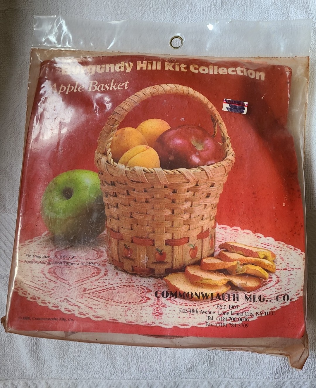 Burgundy Hill Basket Kits Commonwealth MFG  CO Apple Basket NEW Commonwealth Basket